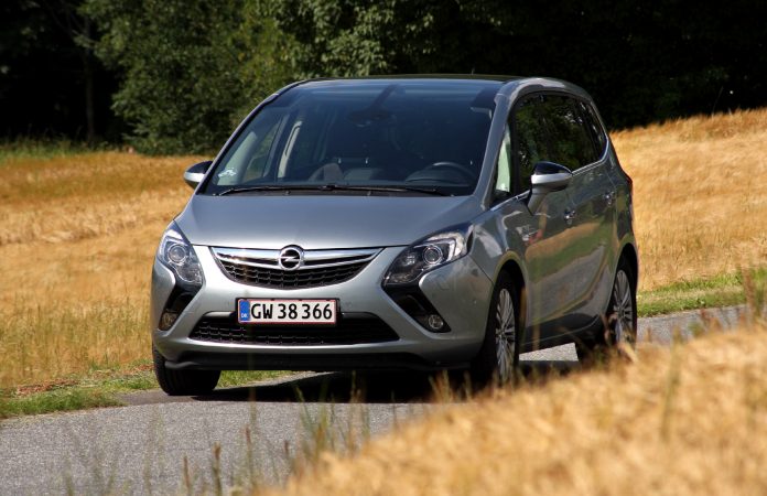 Opel Zafira1