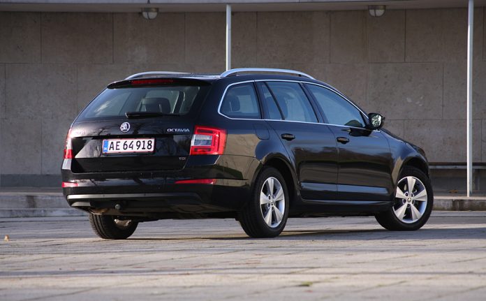 Skoda Octavia Combi bag