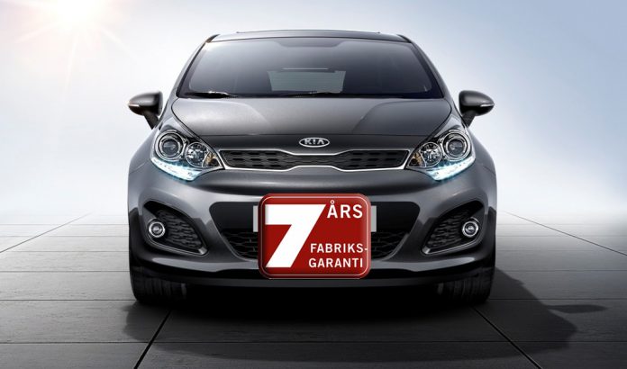 2012 Kia Rio front