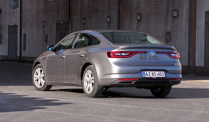 Renault Talisman sedan bag
