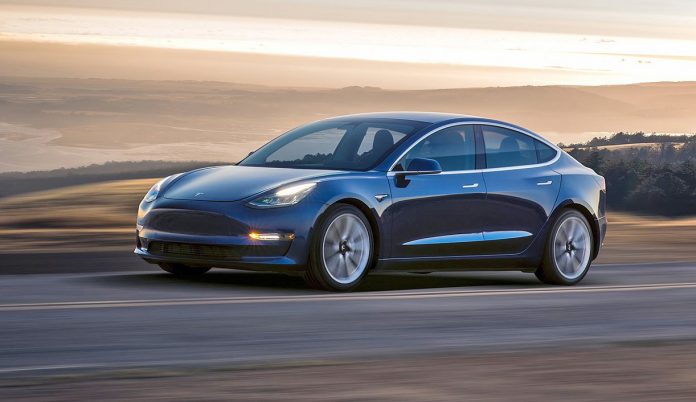 Tesla-Model_3-2018