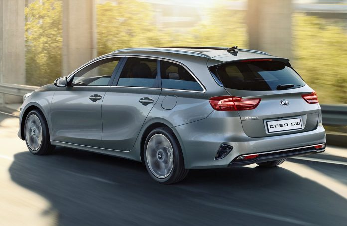 Kia-Ceed_Sportswagon-2018 bag