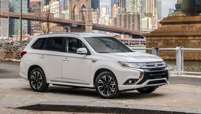 Mitsubishi-Outlander_PHEV