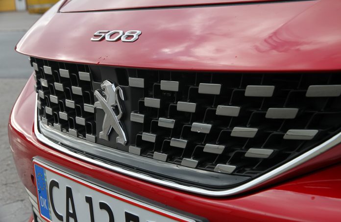 Peugeot 508 2019 grill