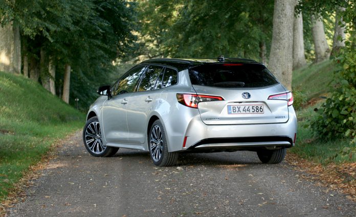 Toyota Corolla TS bag 1 Corolla