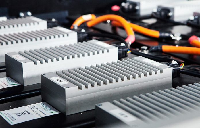 Solid state faststof batteri