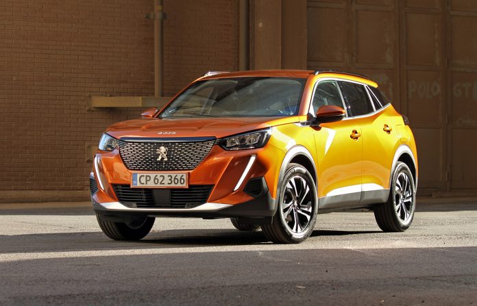 Peugeot 2008 2020 a Peugeot 2008