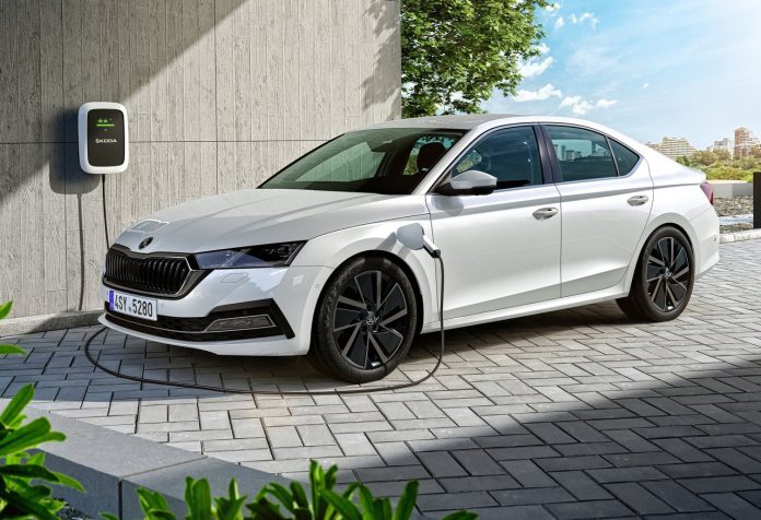 Skoda-Octavia-2020-iV octavia ladehybrid