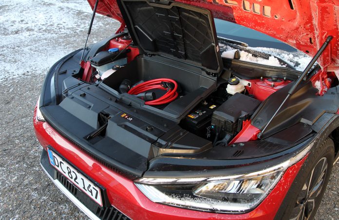 Kia EV6 frunk