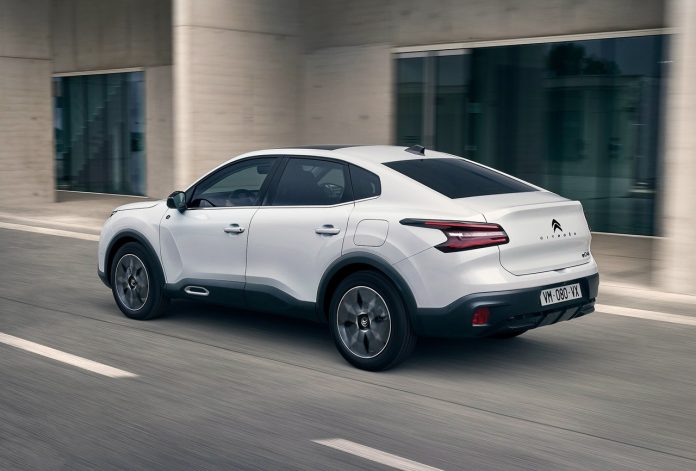 Citroen-C4_X-2023-1600-17 c4 x