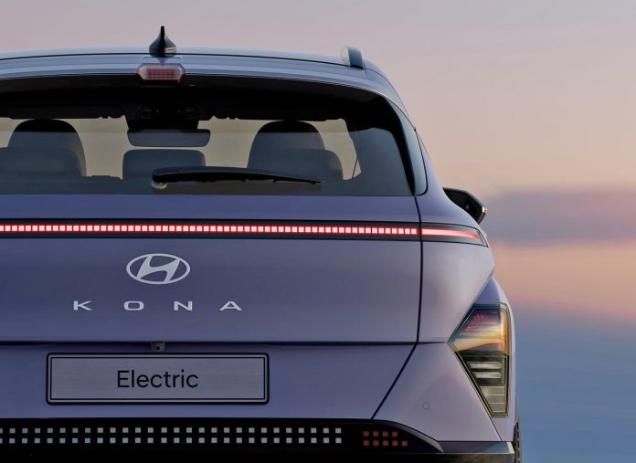 Hyundai-Kona-2024-bag Hyundai Kona Electric