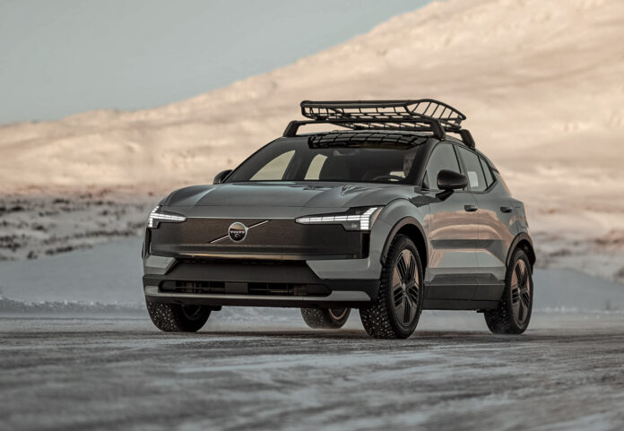 Volvo_EX30_Cross_Country