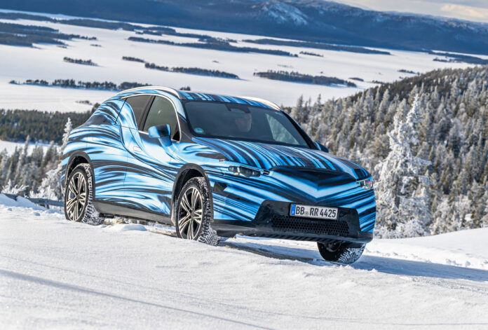 Mercedes GLC camo mercedes modeller