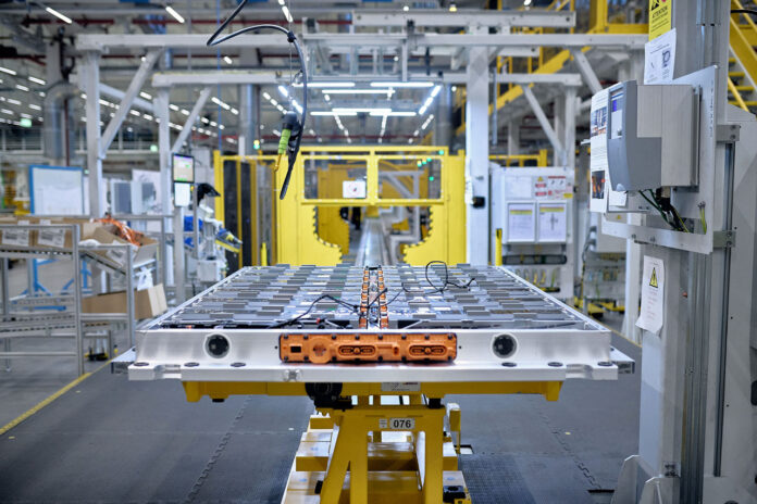 Ford Begins Capri and Explorer Battery Pack Assembly in Cologne ford batterier