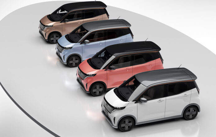 Nissan Sakura kei cars mikrobiler
