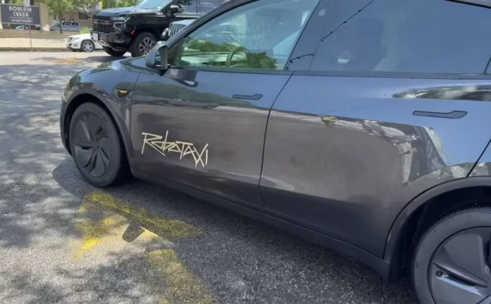 tesla robotaxi