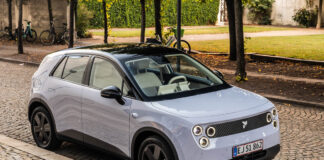 Nyt Kina-mærke holder allerede lager-udsalg Firefly lager